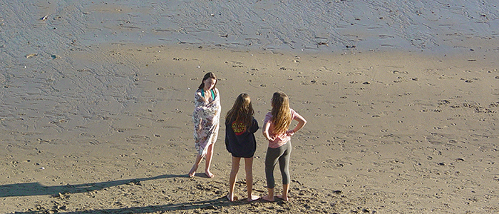 3 ladies on the Beach 